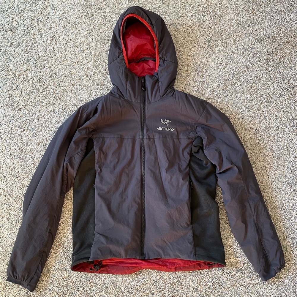 Arc’teryx Mens Small Insulated Hoodie